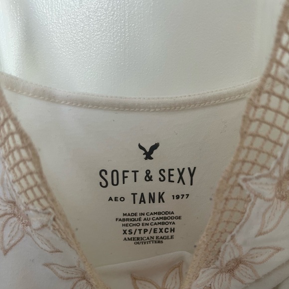 3 TANK BUNDLE American Eagle Soft & Sexy - Picture 9 of 12